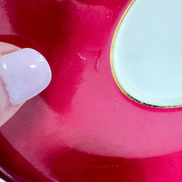 Vtg Aynsley Queens Garden Bone China Tea Cup Saucer Set Scenic Design Red Gold - Picture 4 of 13